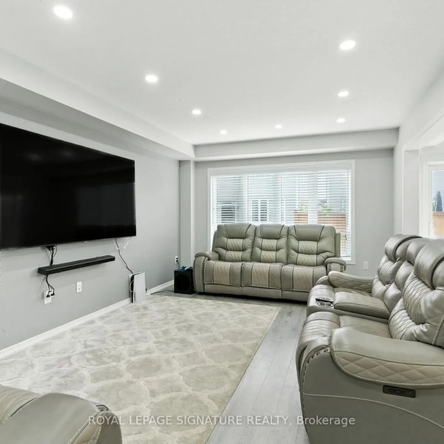 16 FROGGY DRIVE - Photo 1