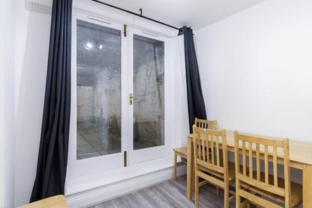 Newly painted two double bedroom flat with study near Regents Park and to tube! - Photo 2