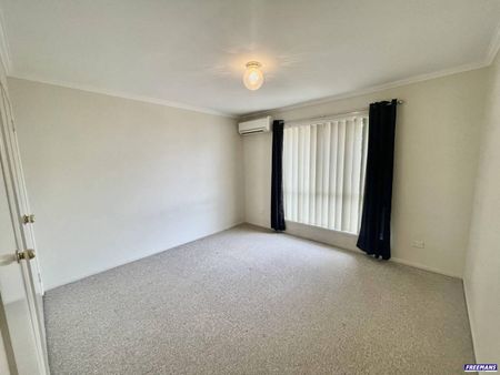 Modern 2 Bedroom Unit - Photo 2