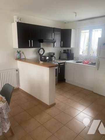 Maison avec jardin et garage - Photo 3