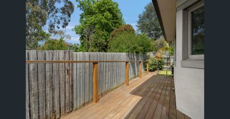 SPACIOUS UNIT WITH SUNLIT DECK - Photo 5