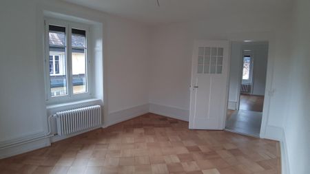 Rue de la République 3 - appartement au 4ème Ouest - Photo 4
