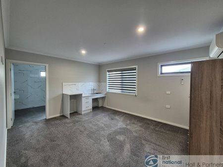 22 Hotham Street, Cranbourne - Photo 2