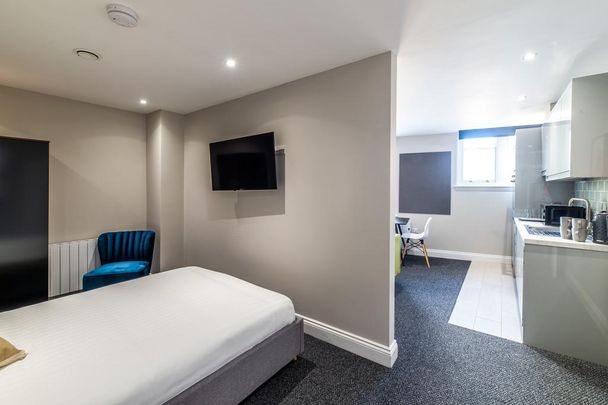 Studio to rent - Photo 1