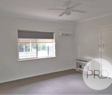 CENTRAL LIVING! - Photo 2