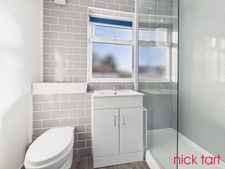 Priory Road, Bridgnorth, Shropshire, WV15 5EJ - Photo 2