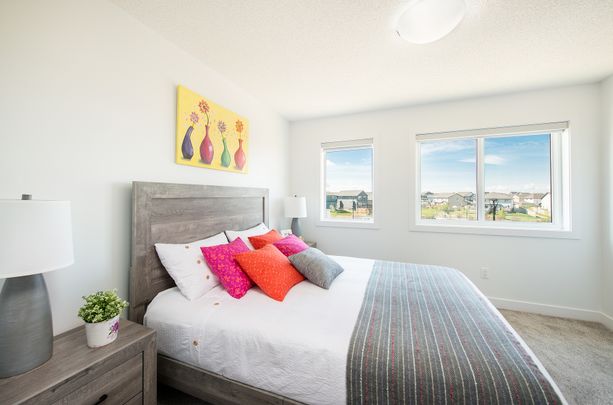 Inglewood 8 Plex - Photo 1