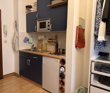 Stadtmitte, 1 Zimmer Appartement mit Pantryküche, Bett und Schrank ... - Foto 1