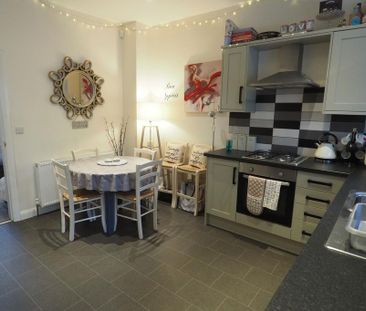 2 bedroom terraced house to rent - Photo 6