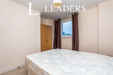 2 bedroom apartment to rent Ocean Way, Southampton, Hampshire, SO14 - Photo 4