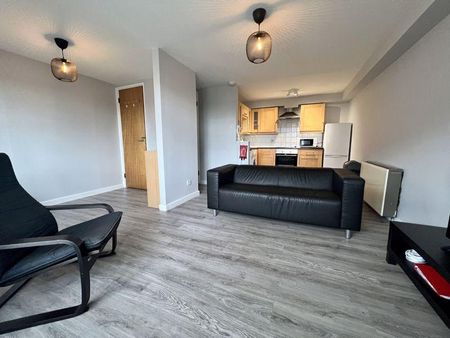 2 bedroom apartment to rent - Photo 3