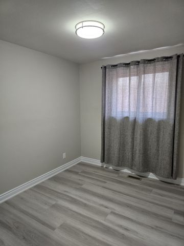 For Lease - 61 Deerfield Crescent, Brampton, Ontario - Photo 5