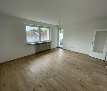 Renovierte 3-Zimmer-Wohnung in Rotenburg mit Balkon, Wannenbad und Laminatböden - Photo 1