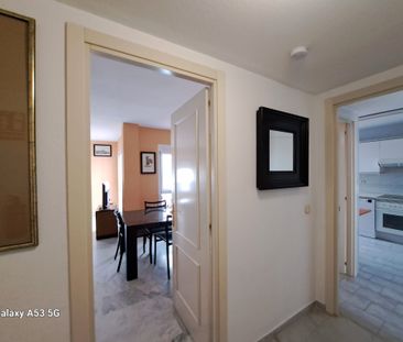 Piso de alquiler en Urbanización Los Naranjos de Marbella, 46, La D... - Photo 3