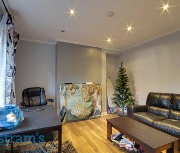 2 bedroom house share to rent - Photo 1