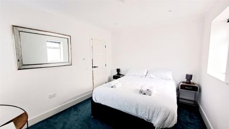 3 bedroom detached house to rent - Photo 4