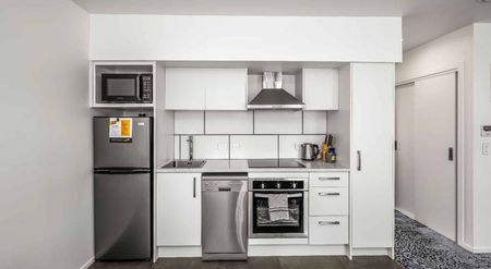 Fully Furnished 1 Bedroom - Photo 2