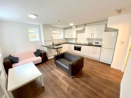 4 bedroom house share to rent - Photo 2