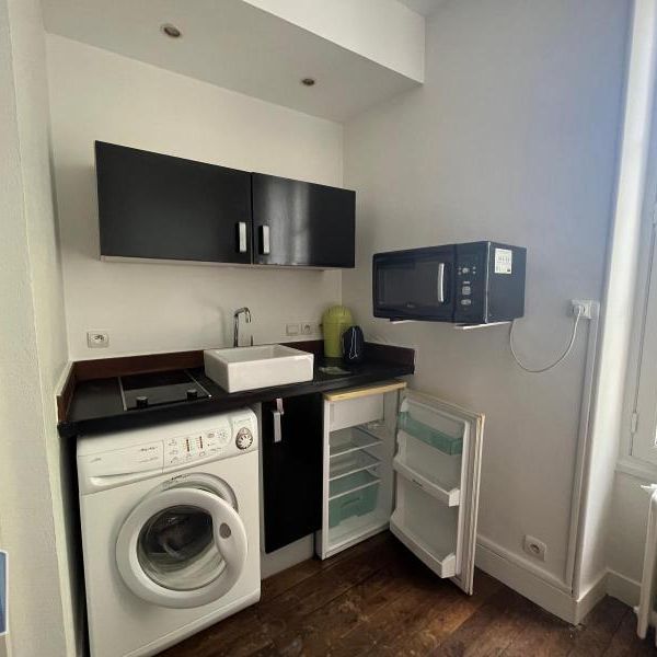 Location Appartement 1 pièce 12m² POITIERS 86000 - Photo 1
