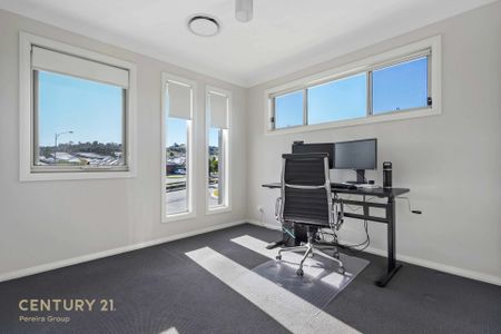 Modern Duplex Living in Sought-After Spring Farm! - Photo 2