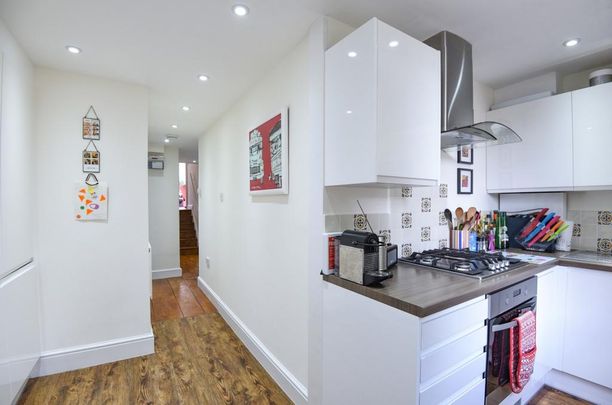 2 bedroom flat to rent - Photo 1