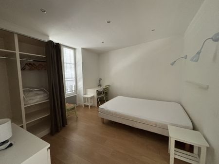 Location Appartement 2 pièces 31m² POITIERS 86000 - Photo 2