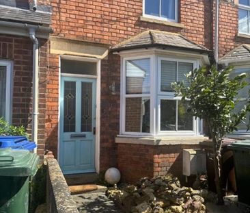 4 bedroom terraced house to rent - Photo 2