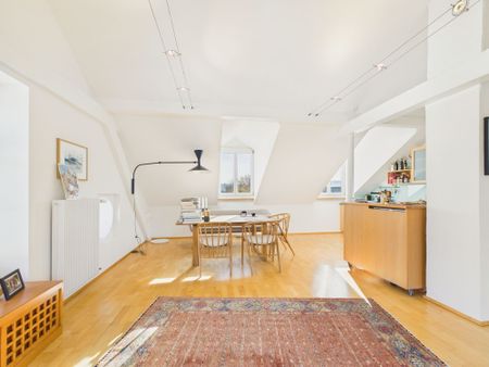 Sonnige und renovierte 2.5-Zimmer Dachwohnung mit Aussicht in Basel - Photo 4