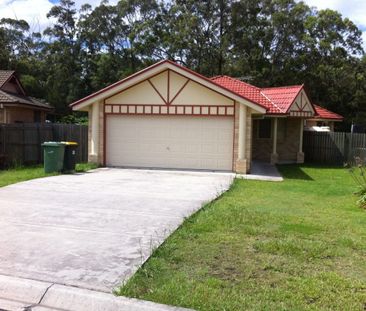 12 Whitsunday Court, Caboolture, Qld 4510 - Photo 4