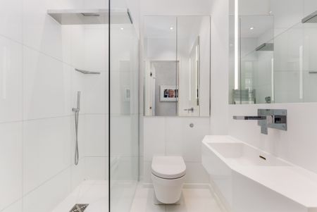 Bright First-Floor Home on Eaton Place - Photo 2