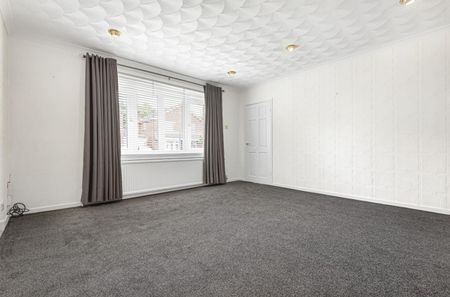 4 bedroom House To Let - Photo 3