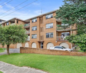 Located in the heart of the CBD - Photo 5