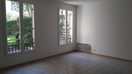 location Appartement F5 DE 105.9m² À VERSAILLES - Photo 3