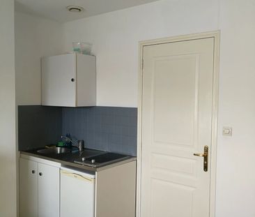 Location Appartement 1 pièce 17m² BOULOGNE SUR MER 62200 - Photo 2