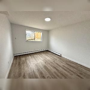 2 Bed 1 Bath Apartment Belvedere Edmonton - Photo 2