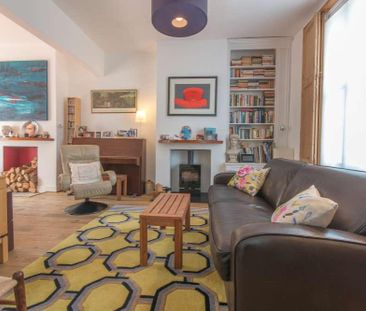 4 bedroom terraced house to rent - Photo 1