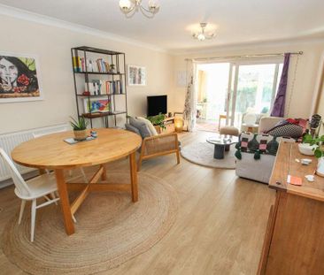 2 bedroom bungalow to rent - Photo 1