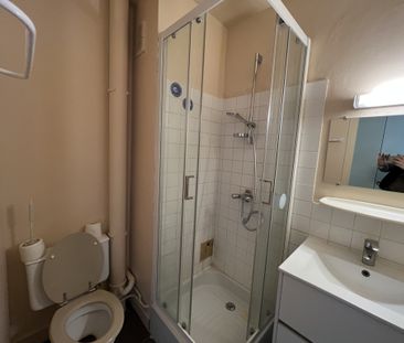 Location Appartement 1 pièce 30m² ST LO 50000 - Photo 3