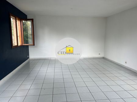 Location Maison 5 pièces 108m² GENAS 69740 - Photo 2