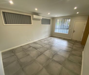 IN THE HEART OF SMITHFIELD! - Photo 5