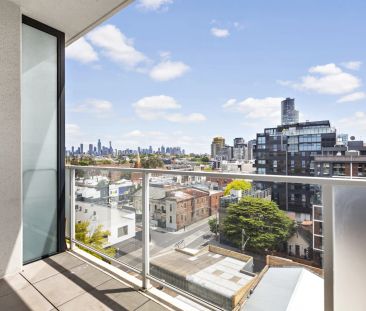 Chic Studio Living in the Heart of Vibrant South Yarra - Photo 6