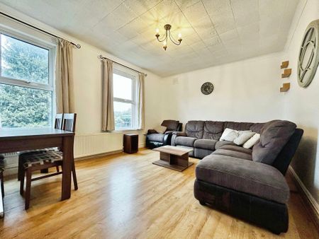 1 bed maisonette to rent in London Road, Colnbrook, SL3 - Photo 5