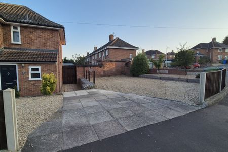 Nasmith Road, NORWICH - Photo 3