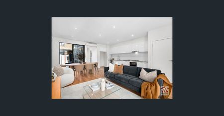 DESIGNED FOR COMFORT, POSITIONED FOR LIFESTYLE! - Photo 2