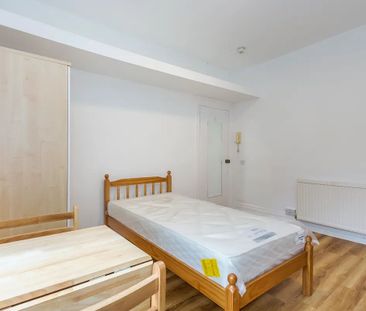 Glenloch Road, Belsize Park, London, NW3 - Photo 1