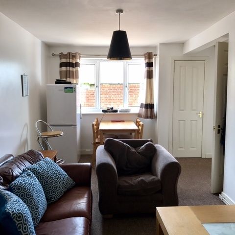 Room in a Shared House, Nesbitt Road, BN2 - Photo 1