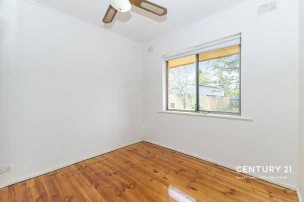 Spacious 3-Bedroom Family Home on Generous 680sqm Block - Photo 1