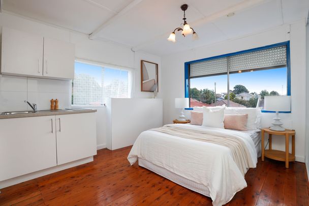 Neat three bedroom family home in peaceful location - Photo 1