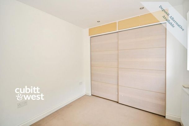 3 bedroom flat to rent - Photo 1