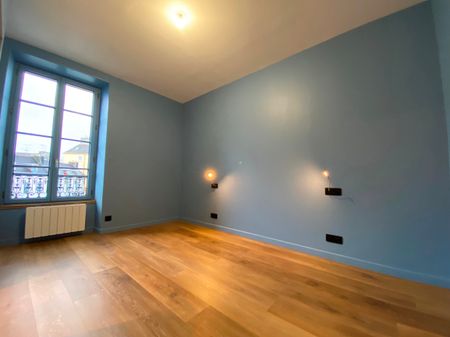 A Louer – Libre immédiatement – Appartement T3 Centre Ville Entièrement Rénové ! - Photo 3